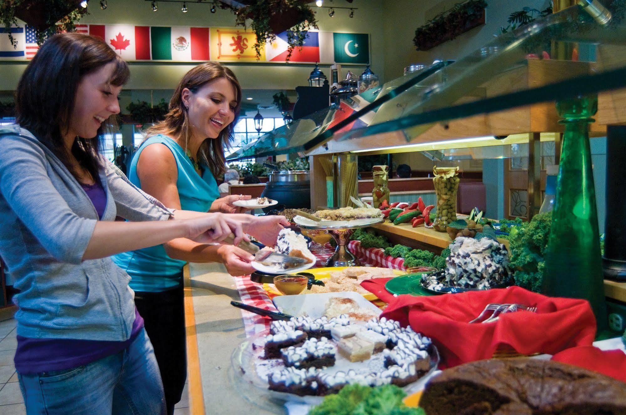 Canad Inns Destination Centre Windsor Park Winnipeg Eksteriør billede